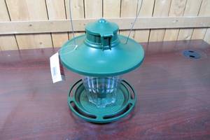 lot 91 image: Meijer Large Lantern Seed Feeder