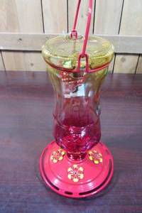 lot 90 image: Meijer 21oz Ombre Painted Glass Hummingbird Feeder