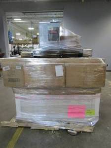 lot 5 image: SALVAGEWHOLESALE PALLET.