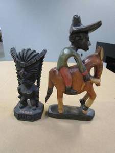 lot 30 image: 2 Wooden Carved Figures.  SOLD AS IS