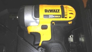 lot 47 image: DeWalt Impact Driver With Charger