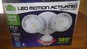 lot 63 image: Led Motion Activated Security Light.
