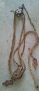 lot 78 image: Vintage Double Pulley System.