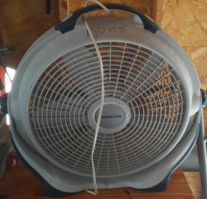 lot 92 image: Wind Machine Fan. 19 inch Diameter.