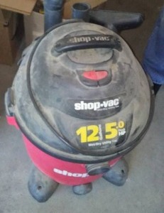 lot 128 image: Wet Dry Shop Vac.