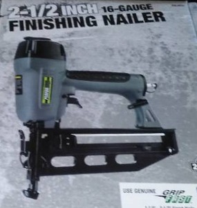 lot 141 image: Performax Finishing Nailer.