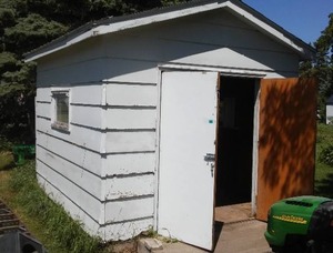 lot 1 image: Storage Shed. Complete