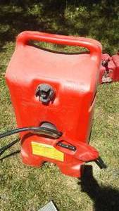 lot 7 image: Portable Gas Tank.