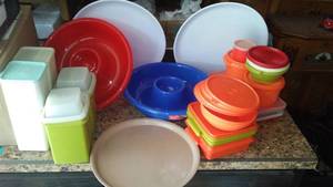 lot 182 image: Tupperware Variety And More...Very clean