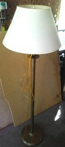 lot 194 image: Floor Lamp With Shade.
