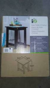 lot 205 image: Accent Side Table. NEW