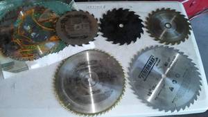 lot 222 image: Saw Blades.
