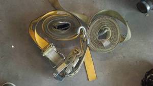 lot 317 image: Heavy Duty Rachet Straps  (2)