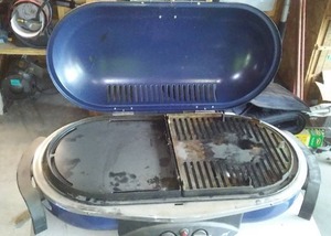 lot 343 image: Tabletop Grill. By Coleman.