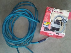 lot 359 image: Auto Vacuum and Air Hose.