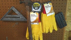 lot 247 image: Misc. Items. Gloves, Tape measure & more