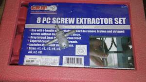 lot 257 image: 8 Piece Screw Extractor Set.