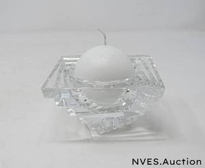 lot 88 image: Durand Crystal candle holder and candle