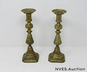 lot 90 image: 4 brass candle sticks