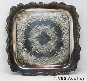 lot 95 image: Silver plate tray bundle for parties