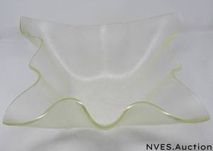 lot 185 image: amazing bowl