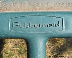 lot 196 image: Wheelbarrow rubbermaid