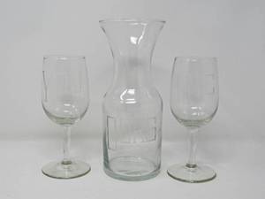 lot 280 image: Glasses (4 lowball wgold), Youmeours caraff set