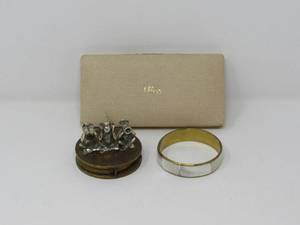 lot 287 image: Womans Vintage bundle Cream bangle, cross 14 K gold pen set in container mag glass (monkeys)