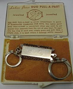 lot 297 image: misc. jewelry bundle
