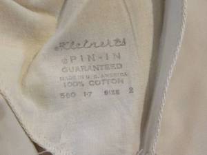 lot 358 image: Kleinerts white lace dress