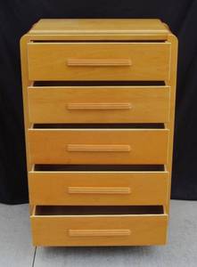 lot 364 image: Mid Century Blonde solid wood Highboy 5 drawer dresser 1940 Vintage