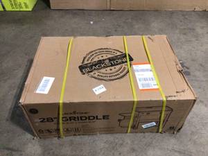 Blackstone 28 in. 2-Burner Griddle Cooking Station in Black Customer Returns See Pictures