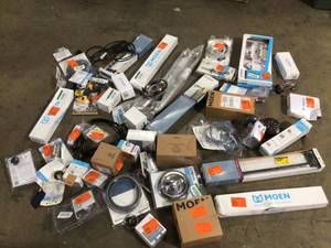 Lot of Assorted Bathroom Items and Hardware  Various Models and Conditions  Customer Returns See Pictures