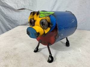 lot 32 image: New Recycled Metal Pig with Curly Q Tail