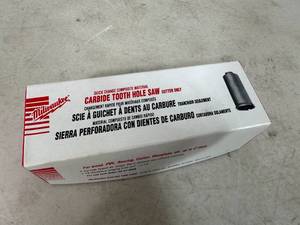 lot 39 image: New Milwaukee Carbide Tooth Hole Saw 1 -18