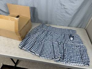 lot 148 image: 6 New Skirts - Size 3X