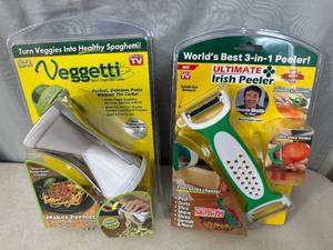 lot 160 image: New Veggetti Cutter and Irish Peeler