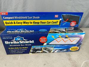 lot 177 image: New Brella Shield Windshield Sun Shade