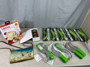 lot 198 image: New Cake Cutters, Watermelon Cutters, Candles, Vasta Slicer, Etc