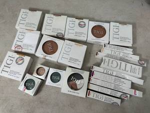 lot 244 image: New Tigi Makeup