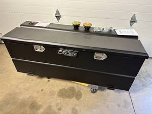 lot 6 image: New Deezee 50 Gallon Aux Fuel Tank  Toolbox Combo - Shipping Dent