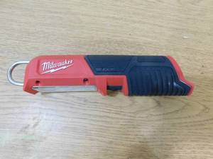 lot 86 image: Milwaukee M12 12-Volt Lithium-Ion Cordless 220-Lumen LED Stick Light (Tool-Only)
