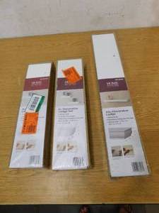 lot 92 image: Home Decorators Collection 23 in. L x 4 in. W Profile White Ledge & 4 8 - Nice matching set