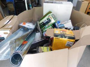 lot 200 image: WHOLESALE PALLET LOT OF GENERAL MERCHANDISE