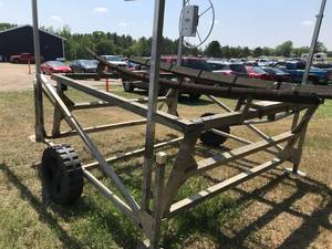 Hewitt Boat Lift w Canopy
