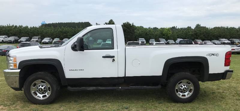 lot 1 image: 2013 Chevy Silverado 2500 Diesel WT 4x4