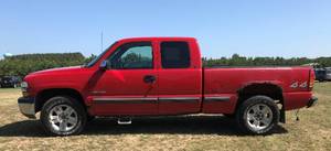 lot 3 image: 1999 Chevy Silverado 1500 4x4