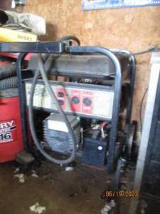 lot 46 image: Coleman Powermate Magna Force 5000 ...