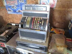 lot 47 image: Antique Cash register ...