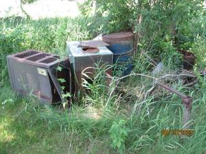 lot 78 image: vintage oil burning furnace, oil ba...